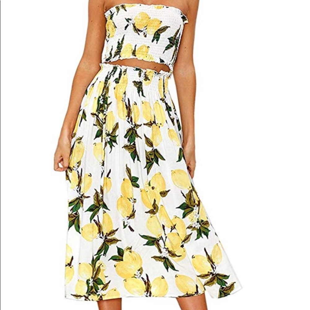 Lemon Print 2 Piece Set NWOT
